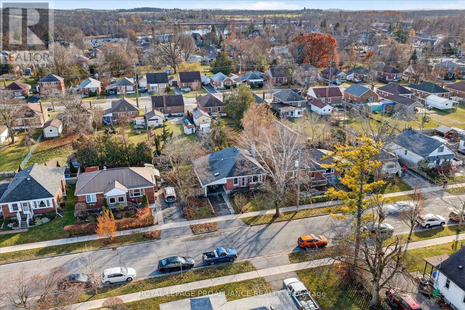 543 Howden Street, Peterborough (Otonabee Ward 1), Ontario  K9J 4B4 - Photo 49 - X12582344