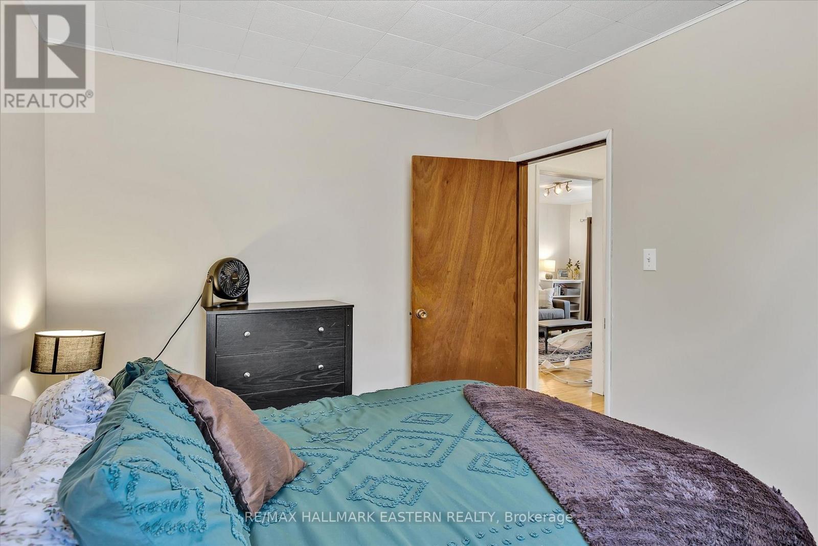 706 Monaghan Road, Peterborough (Otonabee Ward 1), Ontario  K9J 5J8 - Photo 19 - X12582614