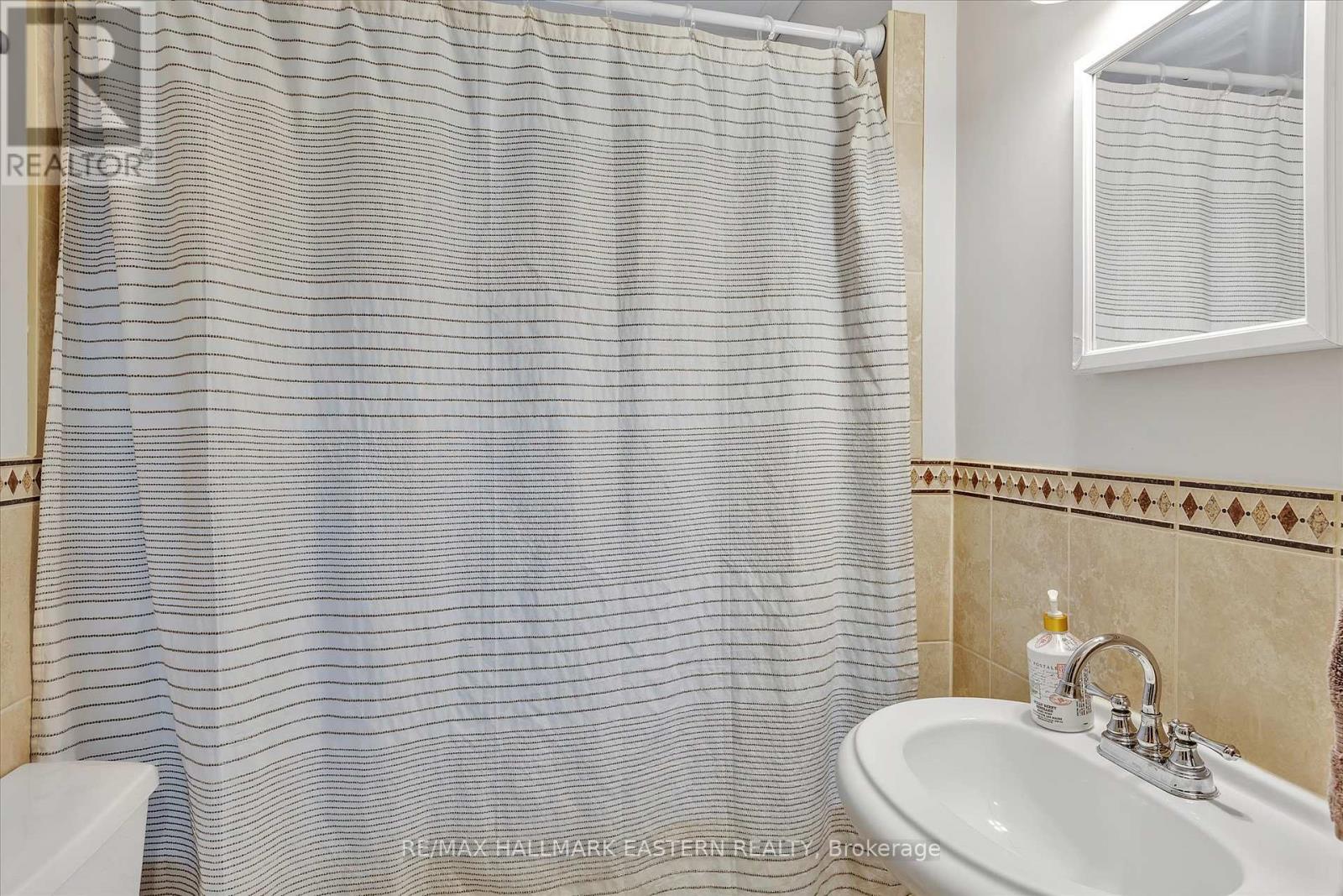 706 Monaghan Road, Peterborough (Otonabee Ward 1), Ontario  K9J 5J8 - Photo 24 - X12582614