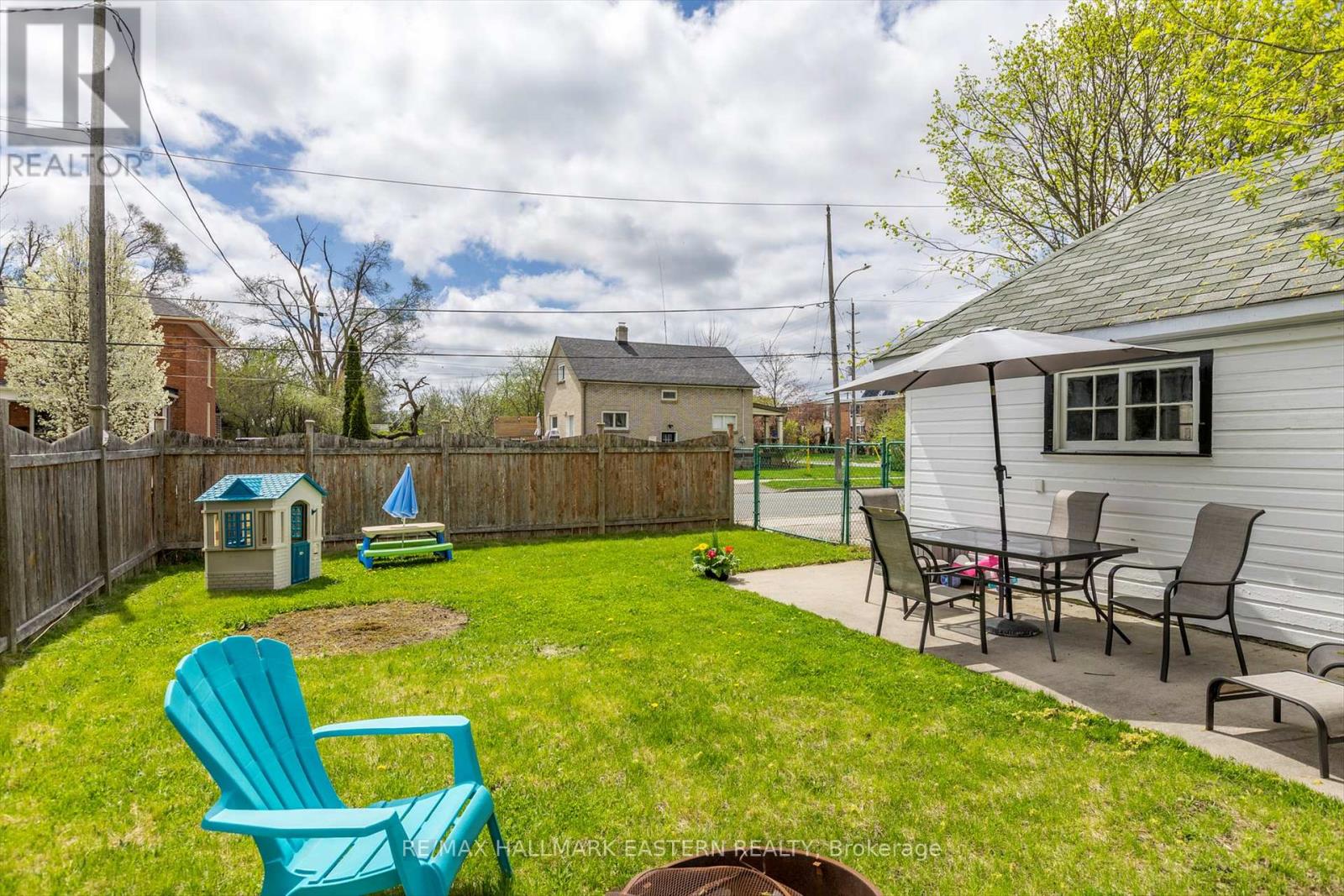 706 Monaghan Road, Peterborough (Otonabee Ward 1), Ontario  K9J 5J8 - Photo 45 - X12582614