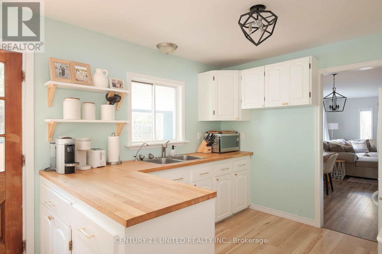 1274 Young's Cove Road, Selwyn, Ontario  K0L 1T0 - Photo 4 - X12582666