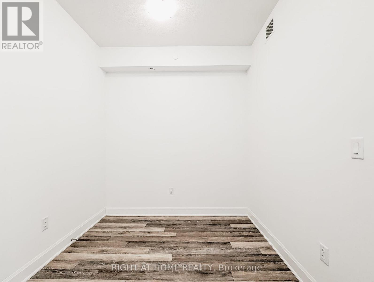 109 - 50 Lakebreeze Drive, Clarington (Newcastle), Ontario  L1B 0V9 - Photo 11 - E12582968