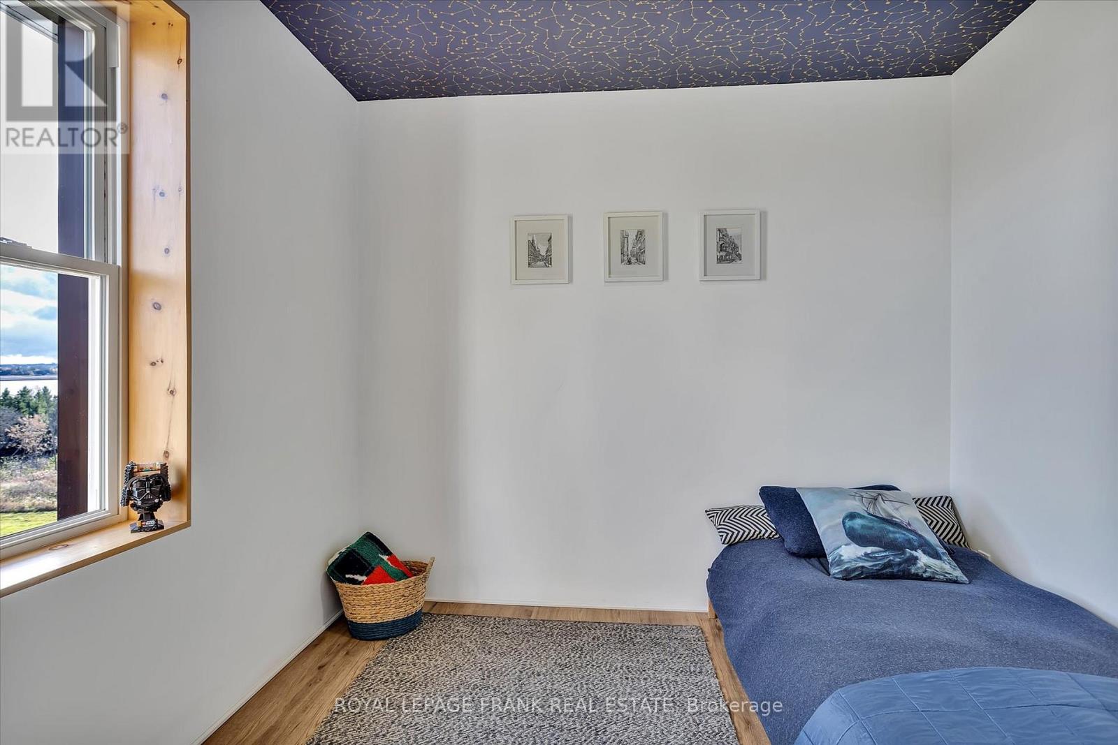 1916 Pigeon Lake Road, Kawartha Lakes (Emily), Ontario  K9V 4R5 - Photo 18 - X12583108