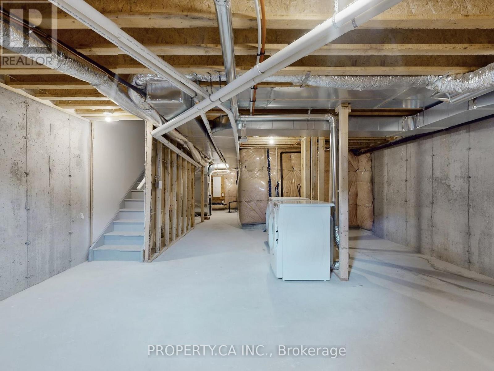 111 Corley Street, Kawartha Lakes (Lindsay), Ontario  K9V 6C2 - Photo 23 - X12583692