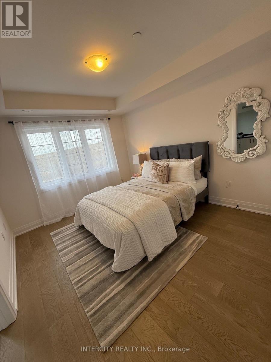 67 Marret Lane, Clarington (Newcastle), Ontario  L1B 1J2 - Photo 8 - E12584626