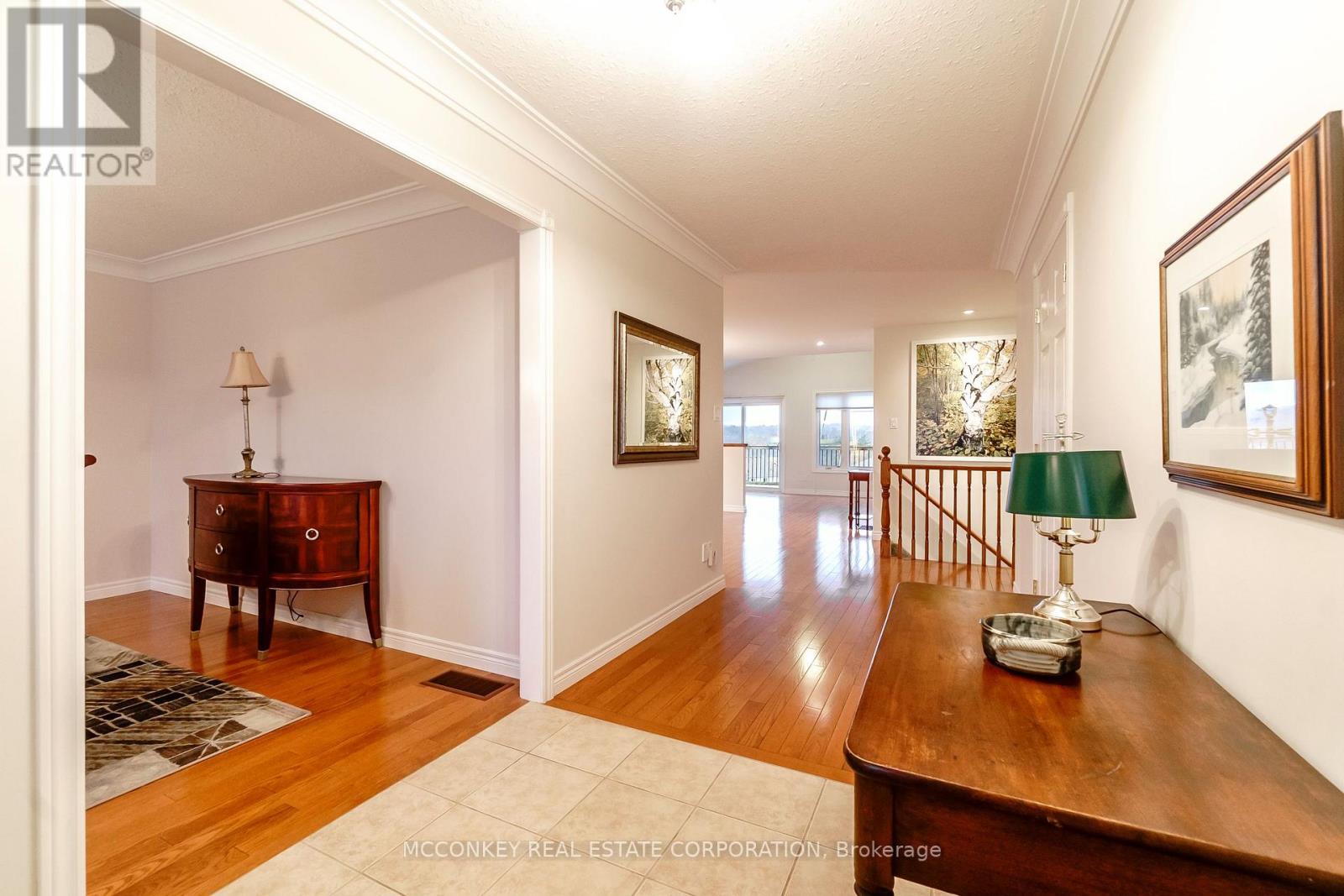 1587 Scollard Crescent, Peterborough (Ashburnham Ward 4), Ontario  K9H 0A8 - Photo 4 - X12585178