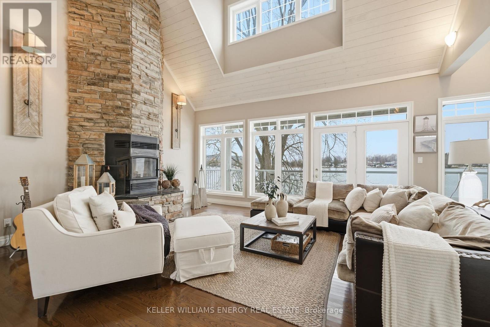 7 Peninsula Drive, Kawartha Lakes (Emily), Ontario  K9J 6X3 - Photo 14 - X12585252