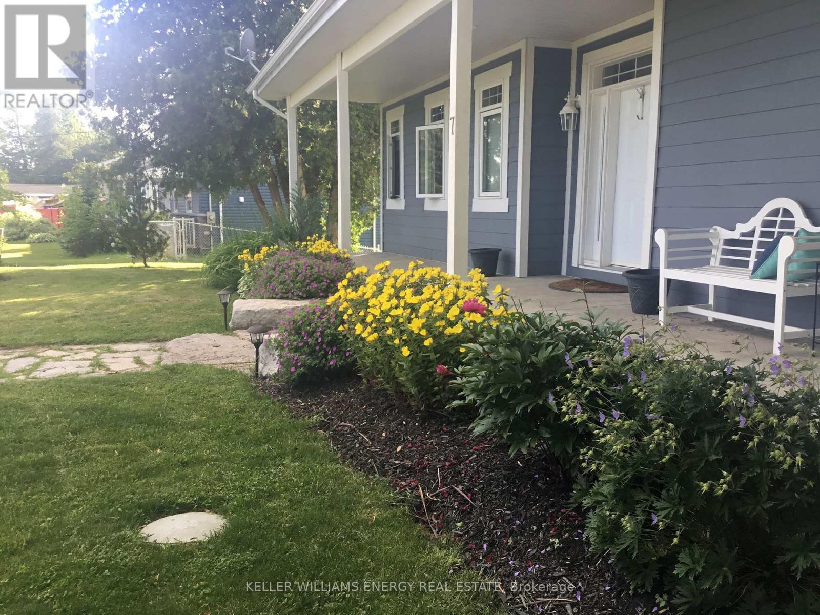 7 Peninsula Drive, Kawartha Lakes (Emily), Ontario  K9J 6X3 - Photo 41 - X12585252