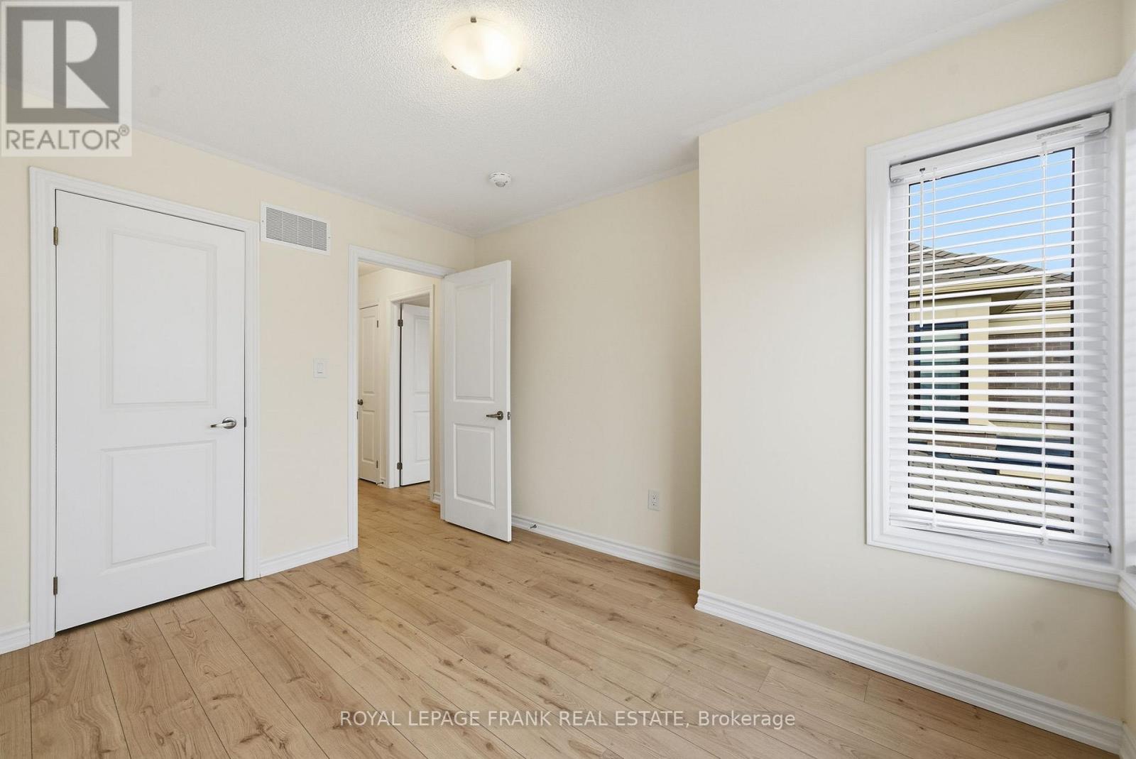 64 Hickey Lane, Kawartha Lakes (Lindsay), Ontario  K9V 0T2 - Photo 24 - X12585452