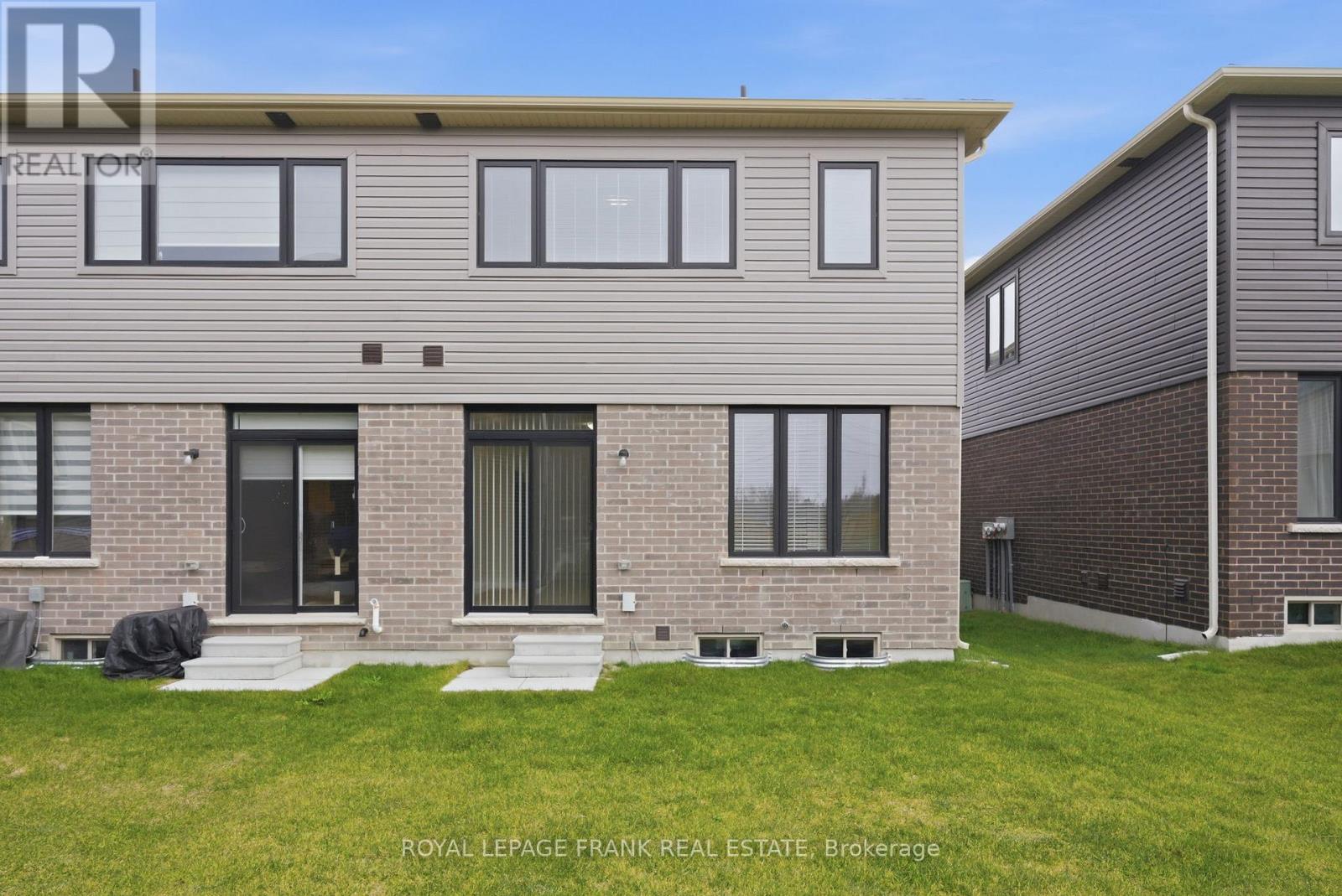 64 Hickey Lane, Kawartha Lakes (Lindsay), Ontario  K9V 0T2 - Photo 37 - X12585452