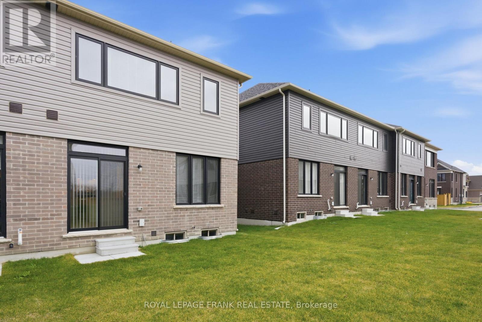 64 Hickey Lane, Kawartha Lakes (Lindsay), Ontario  K9V 0T2 - Photo 38 - X12585452