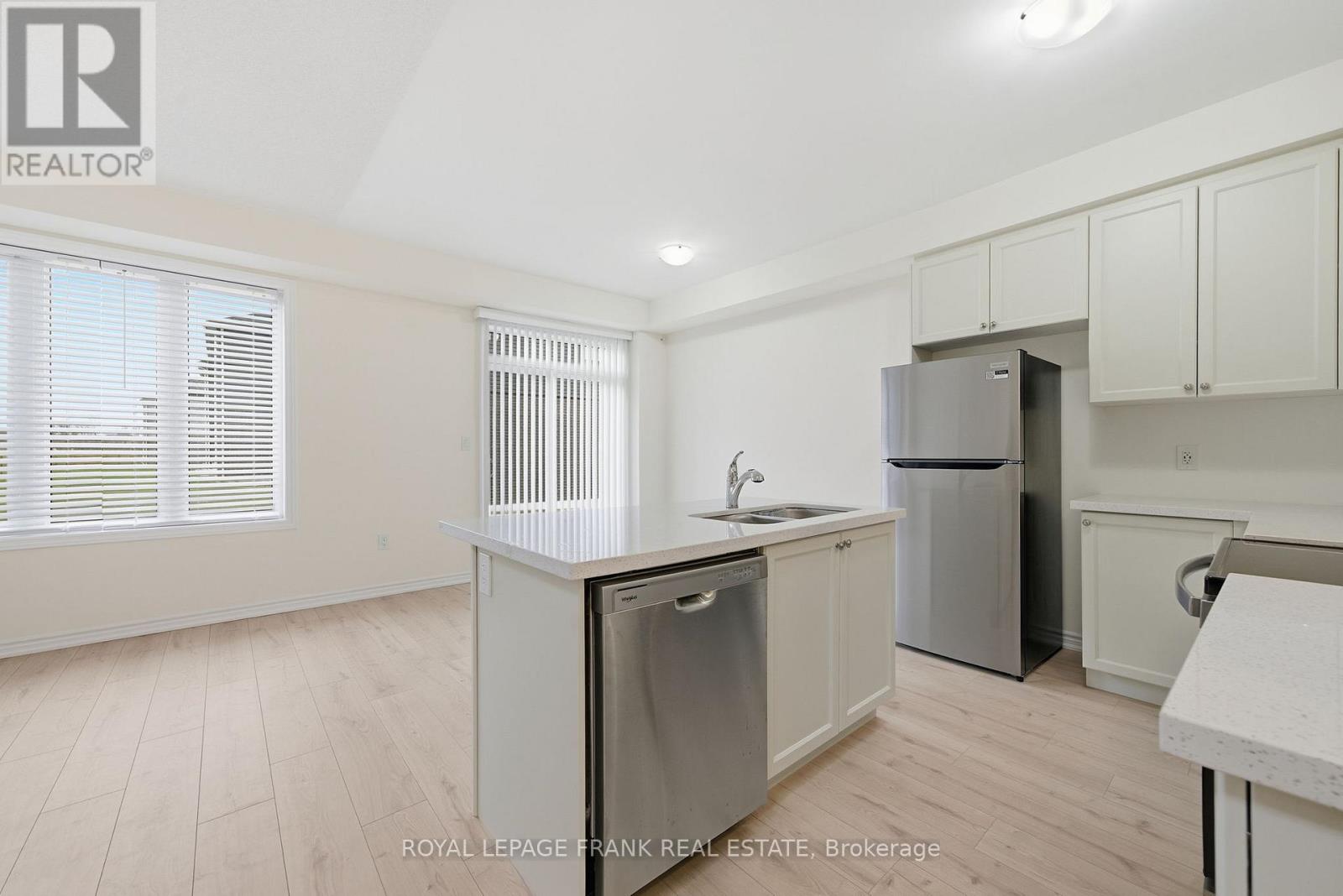 64 Hickey Lane, Kawartha Lakes (Lindsay), Ontario  K9V 0T2 - Photo 8 - X12585452