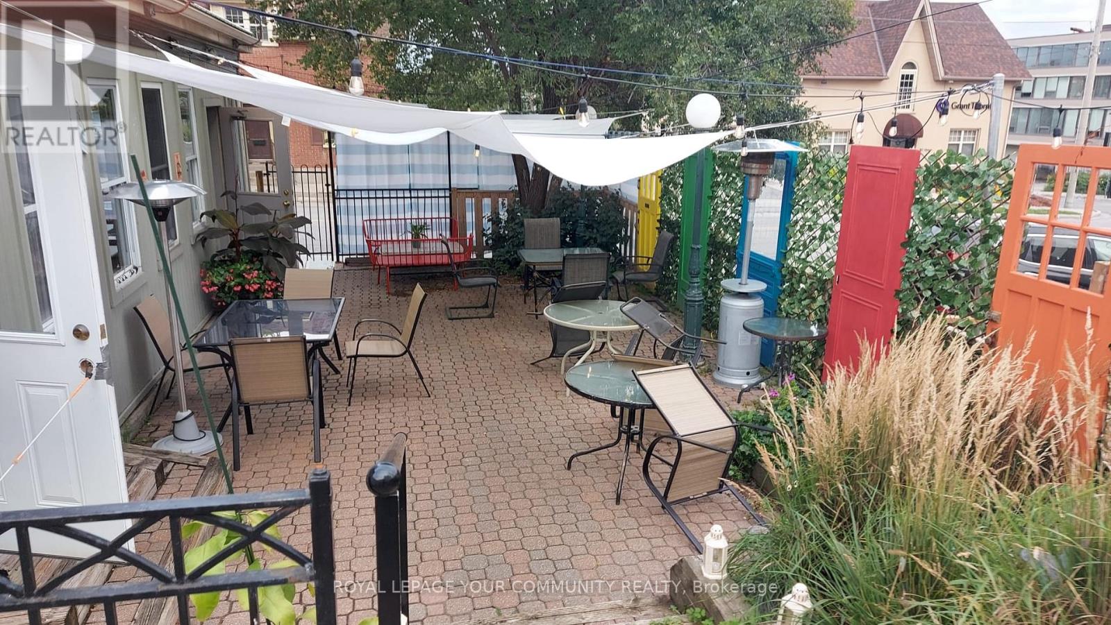 373 Queen Street, Peterborough Central (North), Ontario  K9H 3J7 - Photo 9 - X12586176