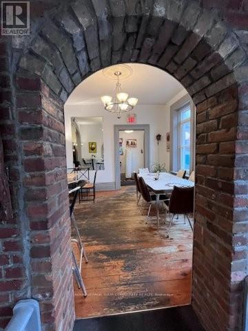 373-377 Queen Street, Peterborough Central (North), Ontario  K9H 3J7 - Photo 6 - X12586182