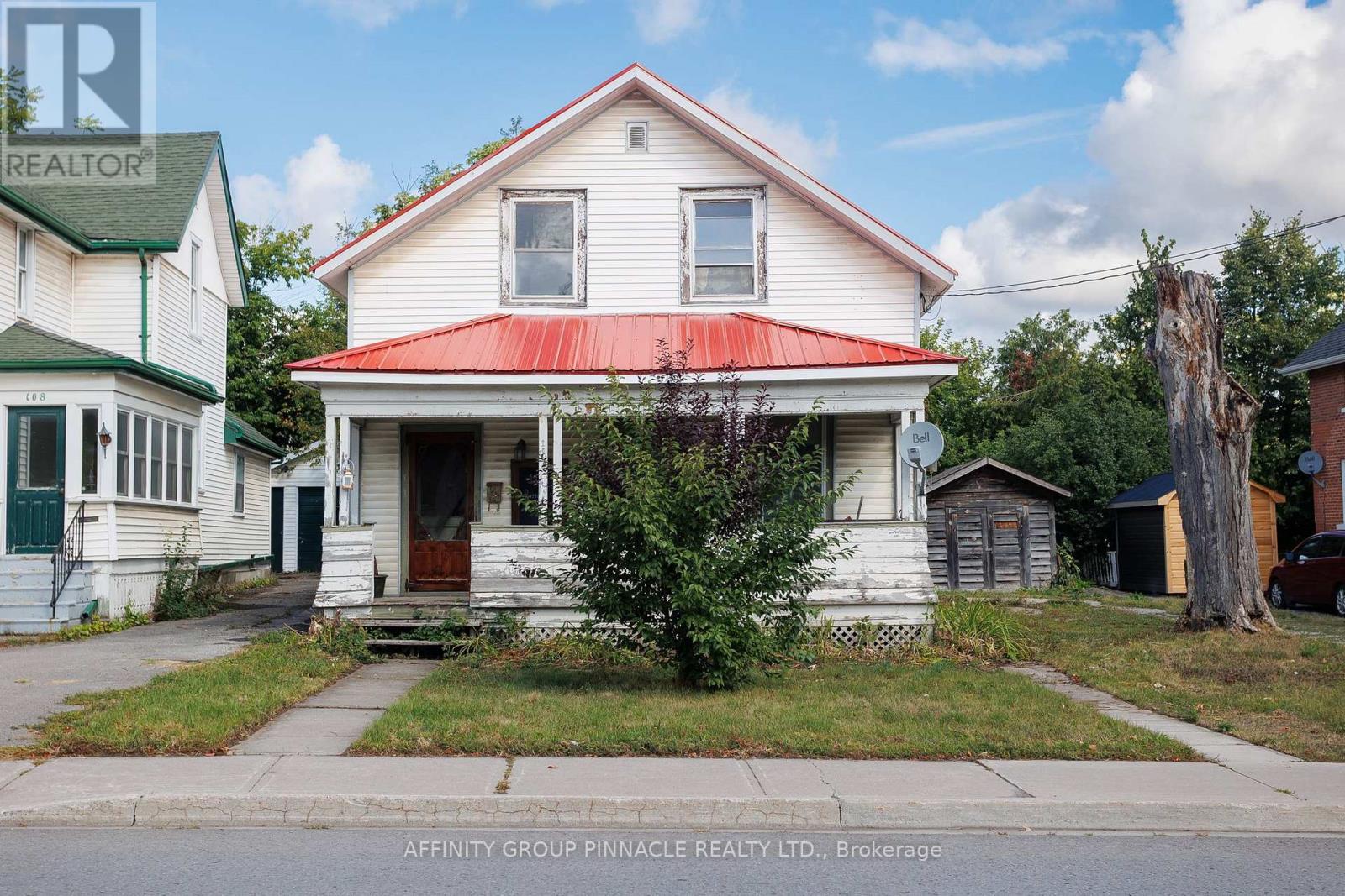 106 Russell Street W, Kawartha Lakes (Lindsay), Ontario  K9V 2X4 - Photo 1 - X12586518