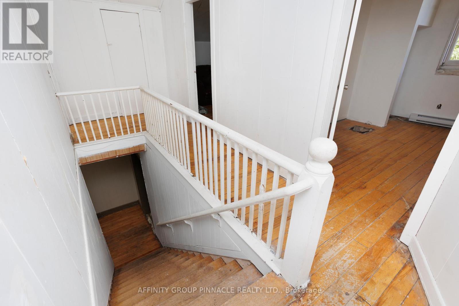 106 Russell Street W, Kawartha Lakes (Lindsay), Ontario  K9V 2X4 - Photo 23 - X12586518