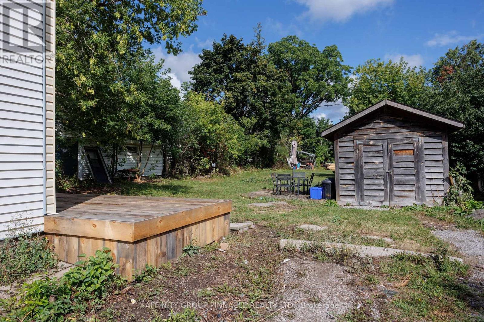 106 Russell Street W, Kawartha Lakes (Lindsay), Ontario  K9V 2X4 - Photo 32 - X12586518