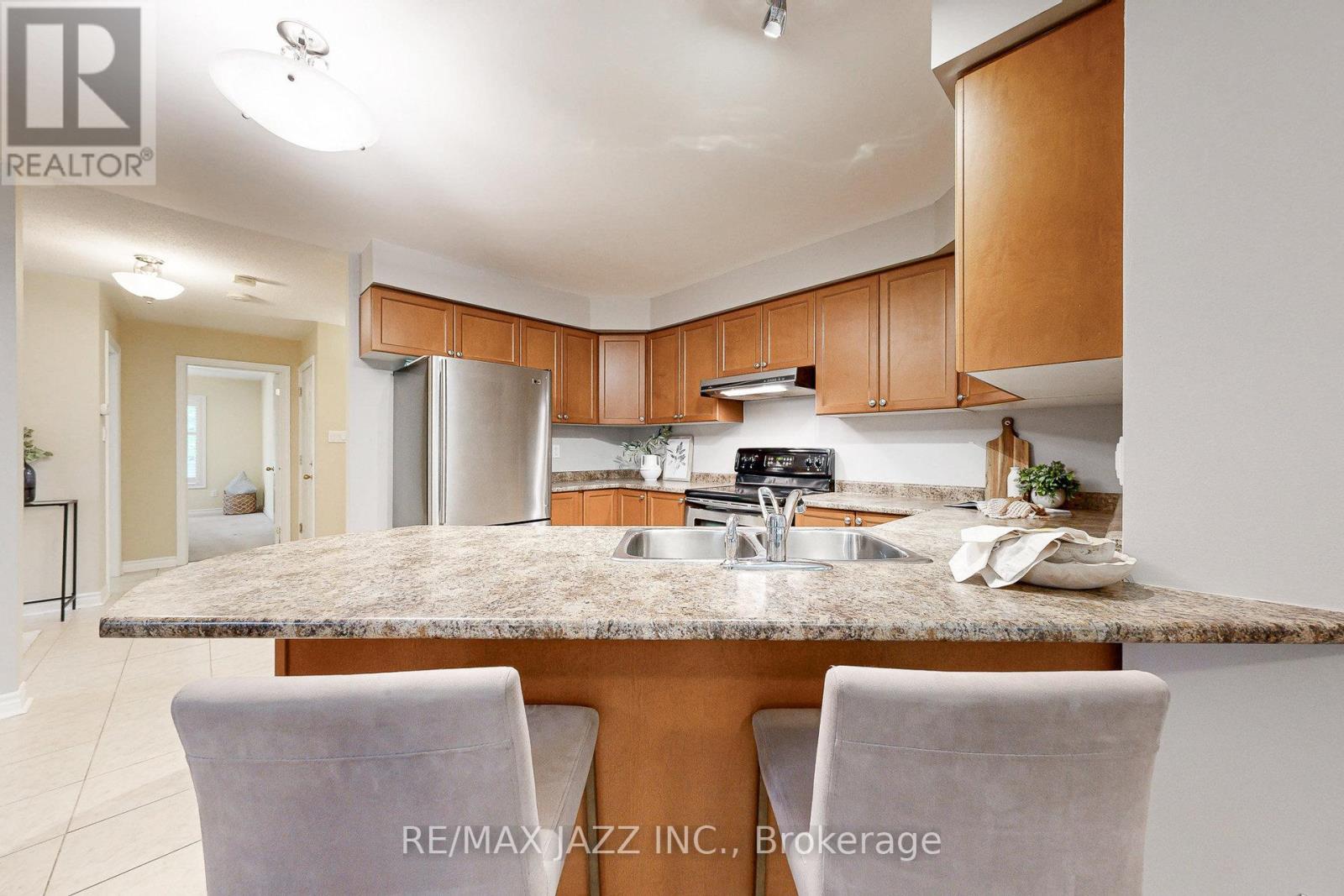 9 - 350 Lakebreeze Drive, Clarington (Newcastle), Ontario  L1B 0A2 - Photo 11 - E12586842