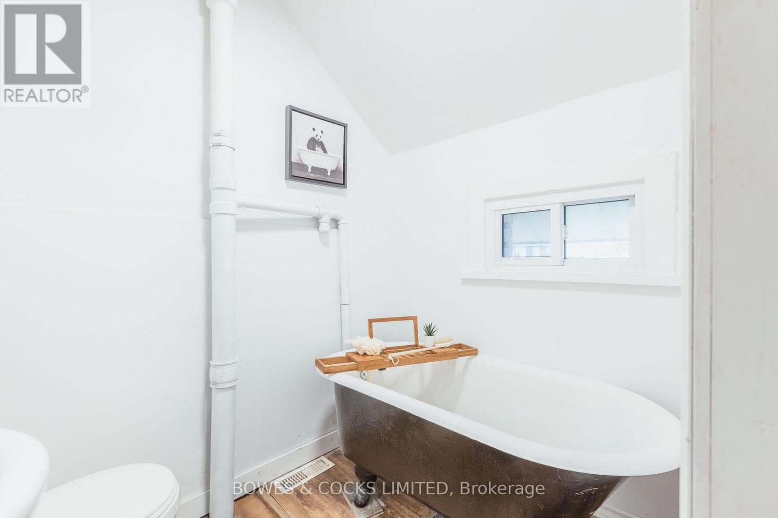 1049 High Street, Peterborough (Otonabee Ward 1), Ontario  K9J 5R8 - Photo 30 - X12586844