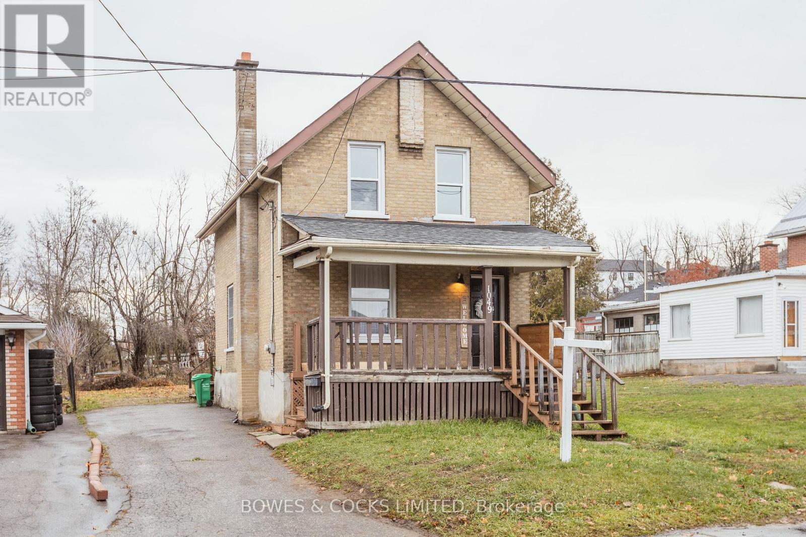 1049 High Street, Peterborough (Otonabee Ward 1), Ontario  K9J 5R8 - Photo 4 - X12586844