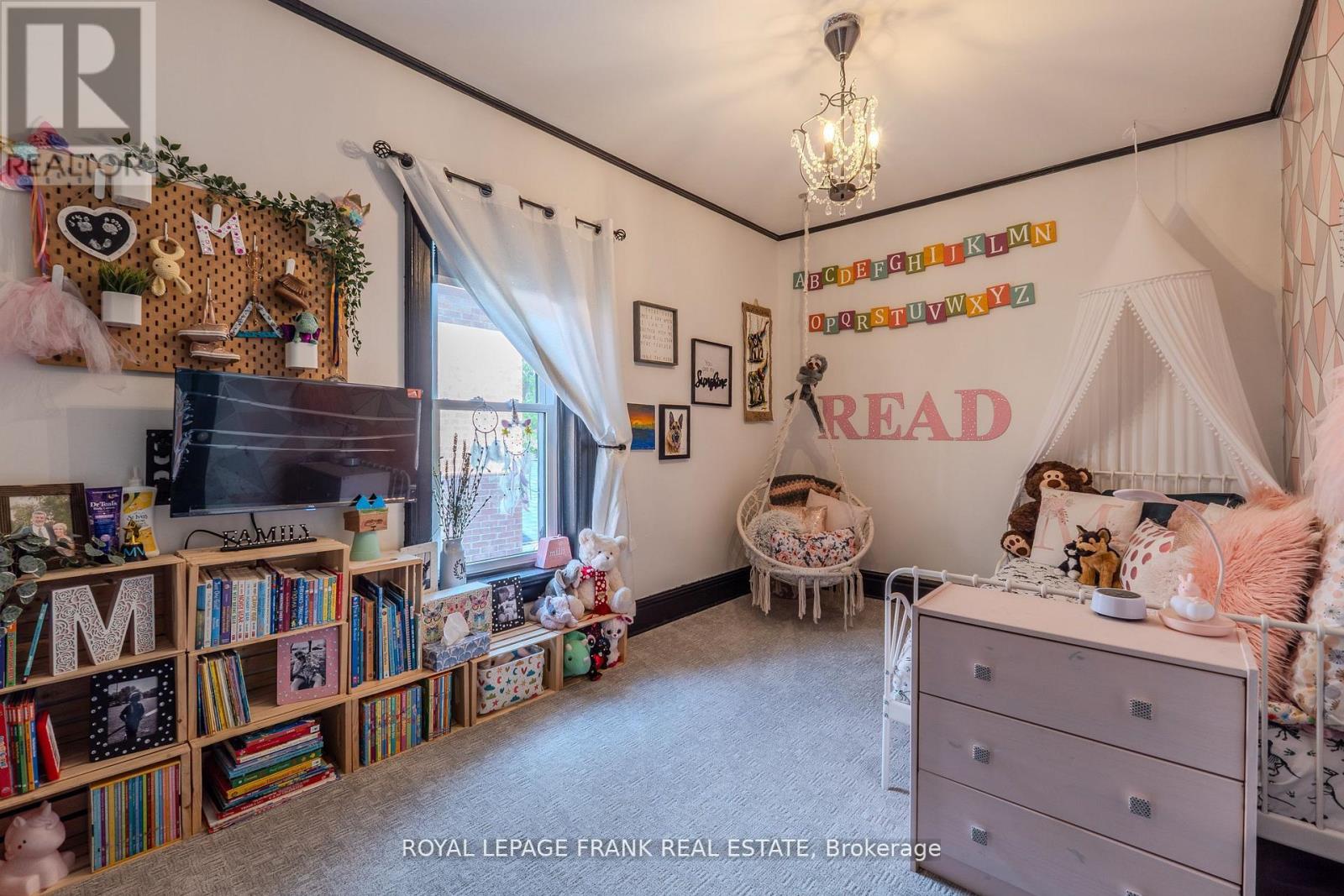 69 Peel Street, Kawartha Lakes (Lindsay), Ontario  K9V 3M5 - Photo 23 - X12587678