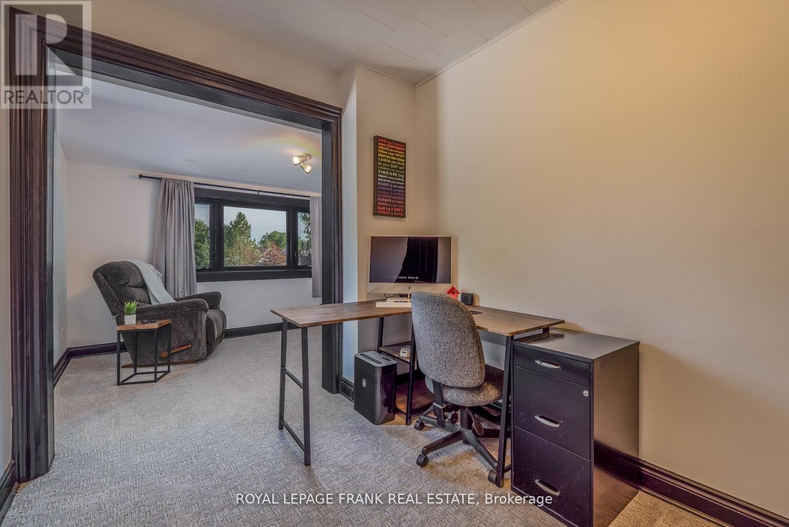 69 Peel Street, Kawartha Lakes (Lindsay), Ontario  K9V 3M5 - Photo 25 - X12587678