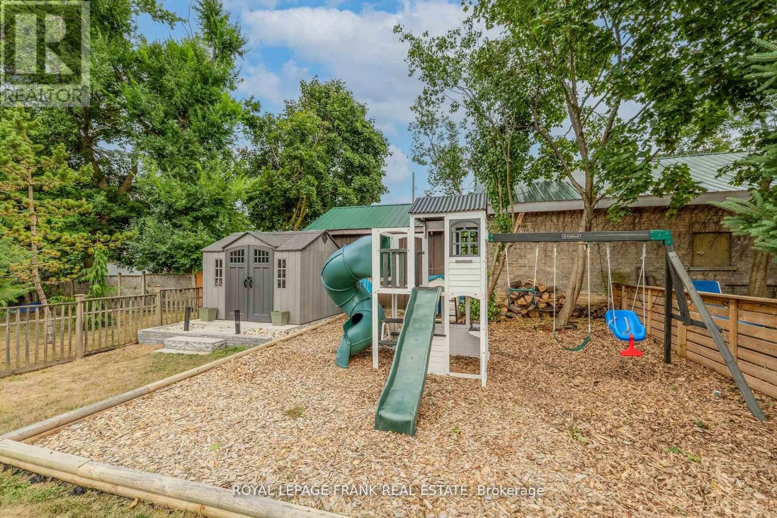 69 Peel Street, Kawartha Lakes (Lindsay), Ontario  K9V 3M5 - Photo 31 - X12587678