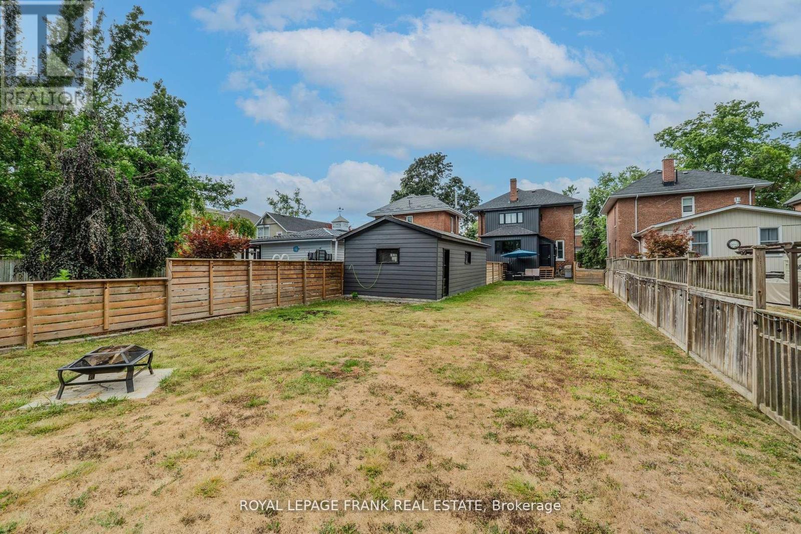 69 Peel Street, Kawartha Lakes (Lindsay), Ontario  K9V 3M5 - Photo 34 - X12587678