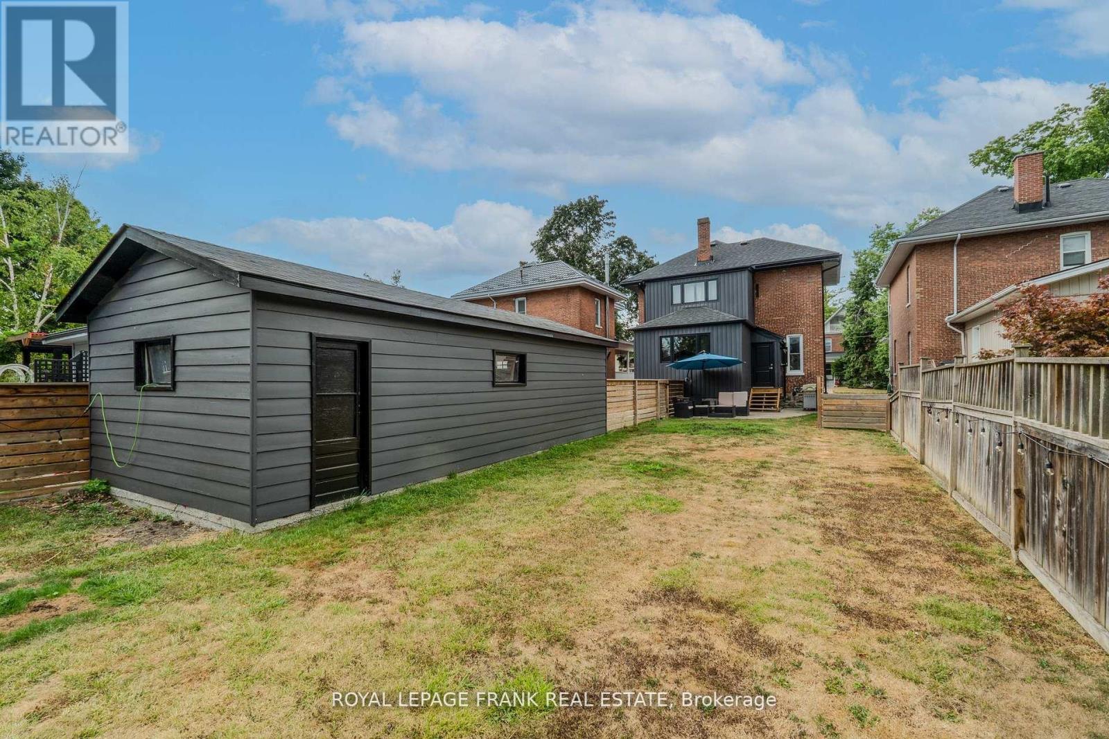 69 Peel Street, Kawartha Lakes (Lindsay), Ontario  K9V 3M5 - Photo 35 - X12587678