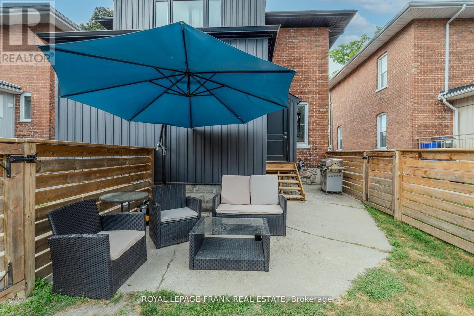 69 Peel Street, Kawartha Lakes (Lindsay), Ontario  K9V 3M5 - Photo 36 - X12587678