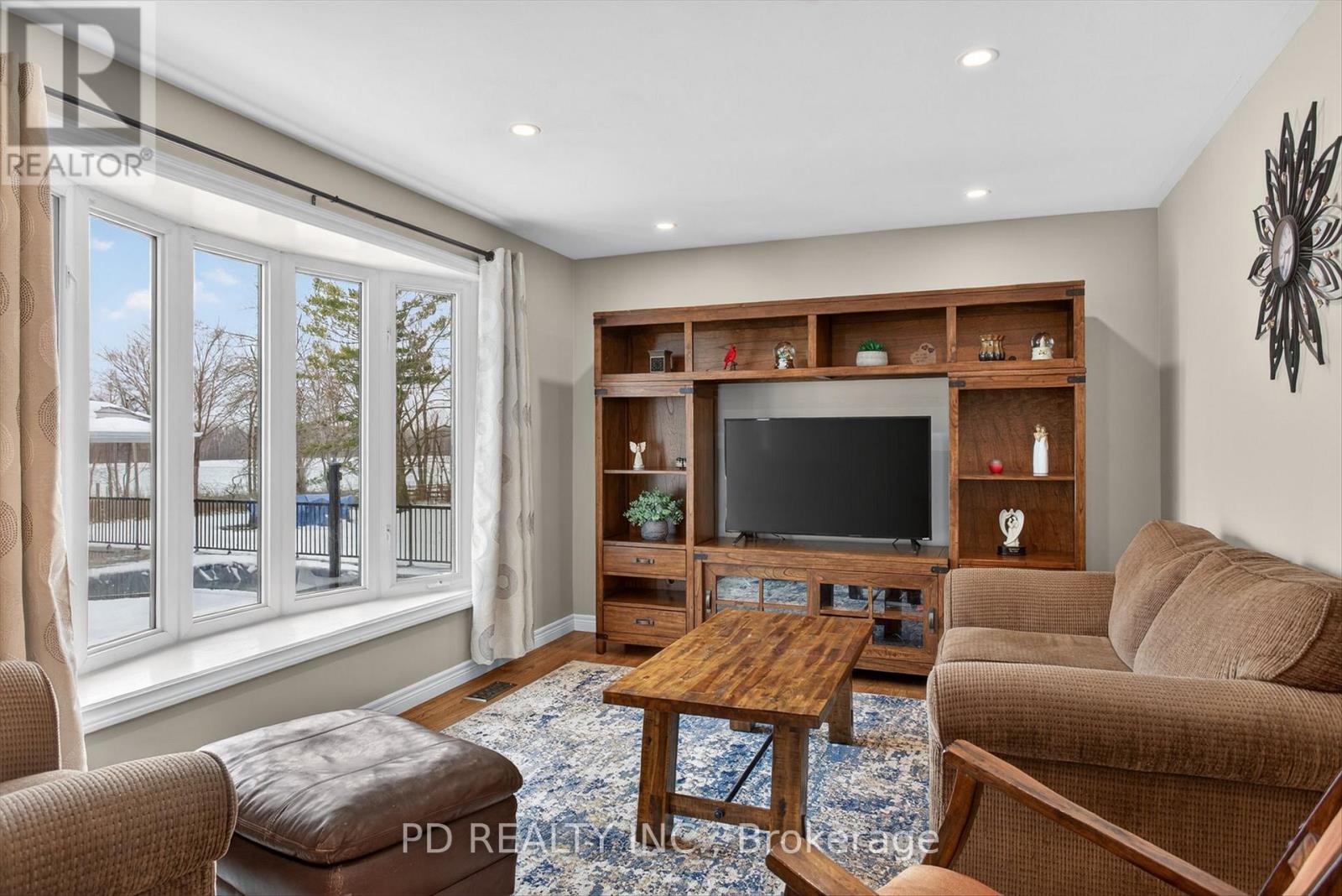 308 Cross Creek Road, Kawartha Lakes (Ops), Ontario  K9V 4R2 - Photo 14 - X12587890