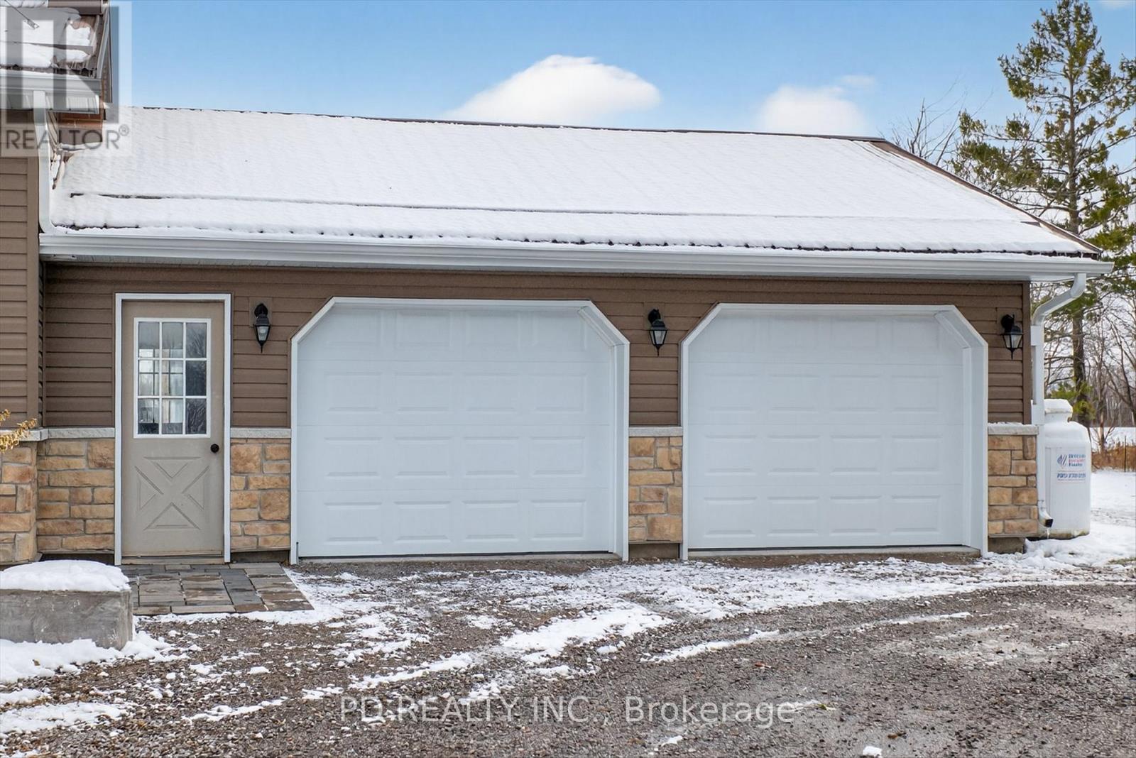 308 Cross Creek Road, Kawartha Lakes (Ops), Ontario  K9V 4R2 - Photo 30 - X12587890