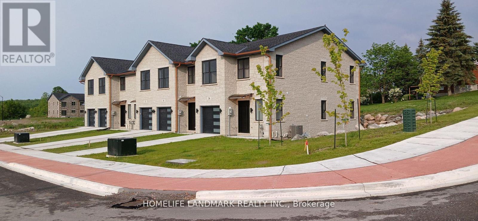 36 Regent Street, Trent Hills (Campbellford), Ontario  K0L 1L0 - Photo 2 - X12588874