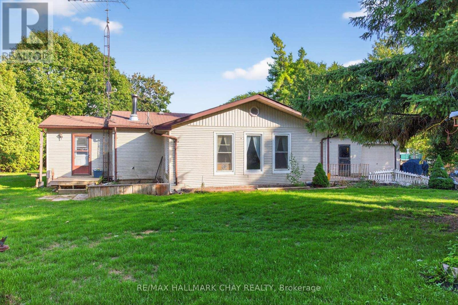 916c Silverleaf Drive, Otonabee-South Monaghan, Ontario  K0L 1B0 - Photo 14 - X12589952