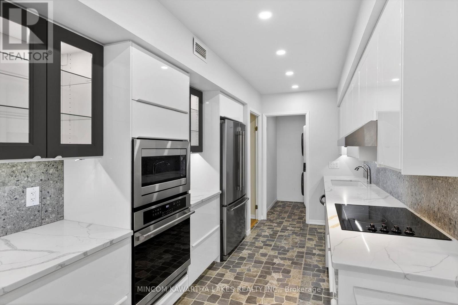 204 - 1818 Cherryhill Road, Peterborough (Monaghan Ward 2), Ontario  K9K 1S6 - Photo 17 - X12590394