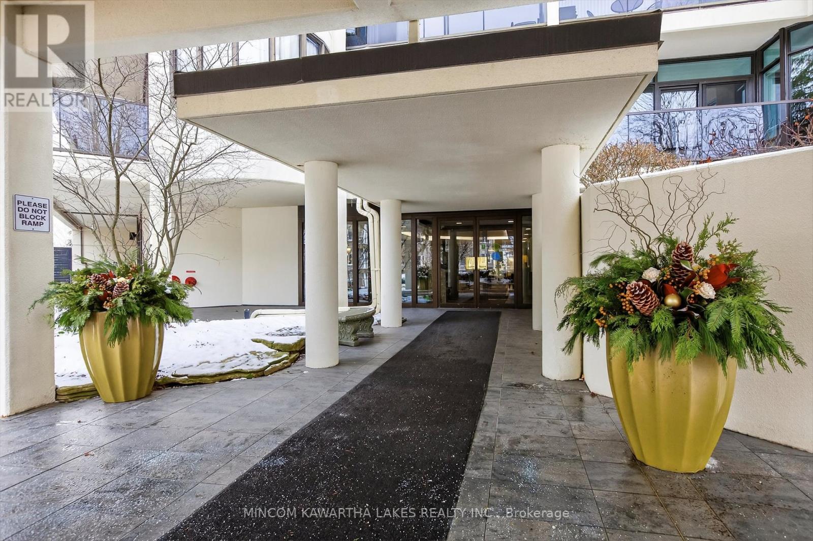 204 - 1818 Cherryhill Road, Peterborough (Monaghan Ward 2), Ontario  K9K 1S6 - Photo 5 - X12590394