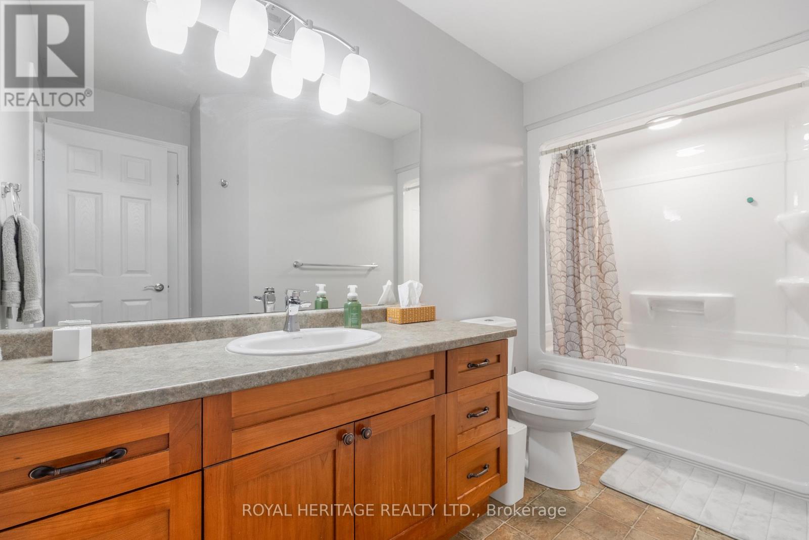 26 Beverly Street, Kawartha Lakes (Lindsay), Ontario  K9V 4Y7 - Photo 17 - X12590494