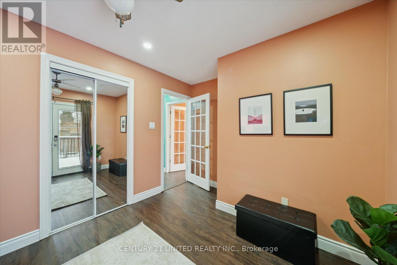 939 Dainard Drive, Peterborough (Monaghan Ward 2), Ontario  K9K 2A7 - Photo 18 - X12590786