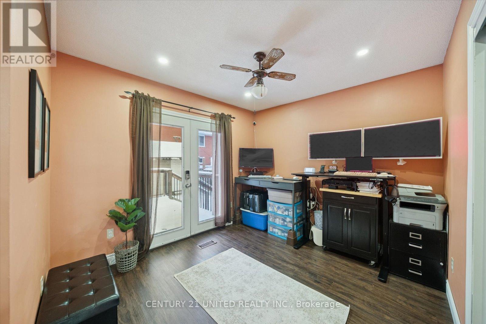 939 Dainard Drive, Peterborough (Monaghan Ward 2), Ontario  K9K 2A7 - Photo 19 - X12590786