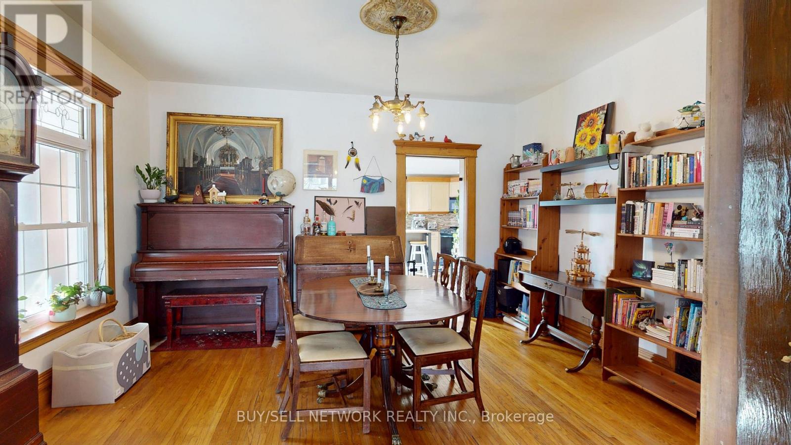 773 Aylmer Street N, Peterborough (Northcrest Ward 5), Ontario  K9H 3X7 - Photo 9 - X12590832