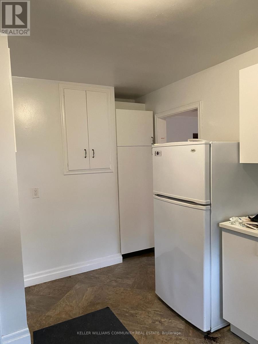 58 North Street N, Clarington (Newcastle), Ontario  L1B 1H7 - Photo 3 - E12591464