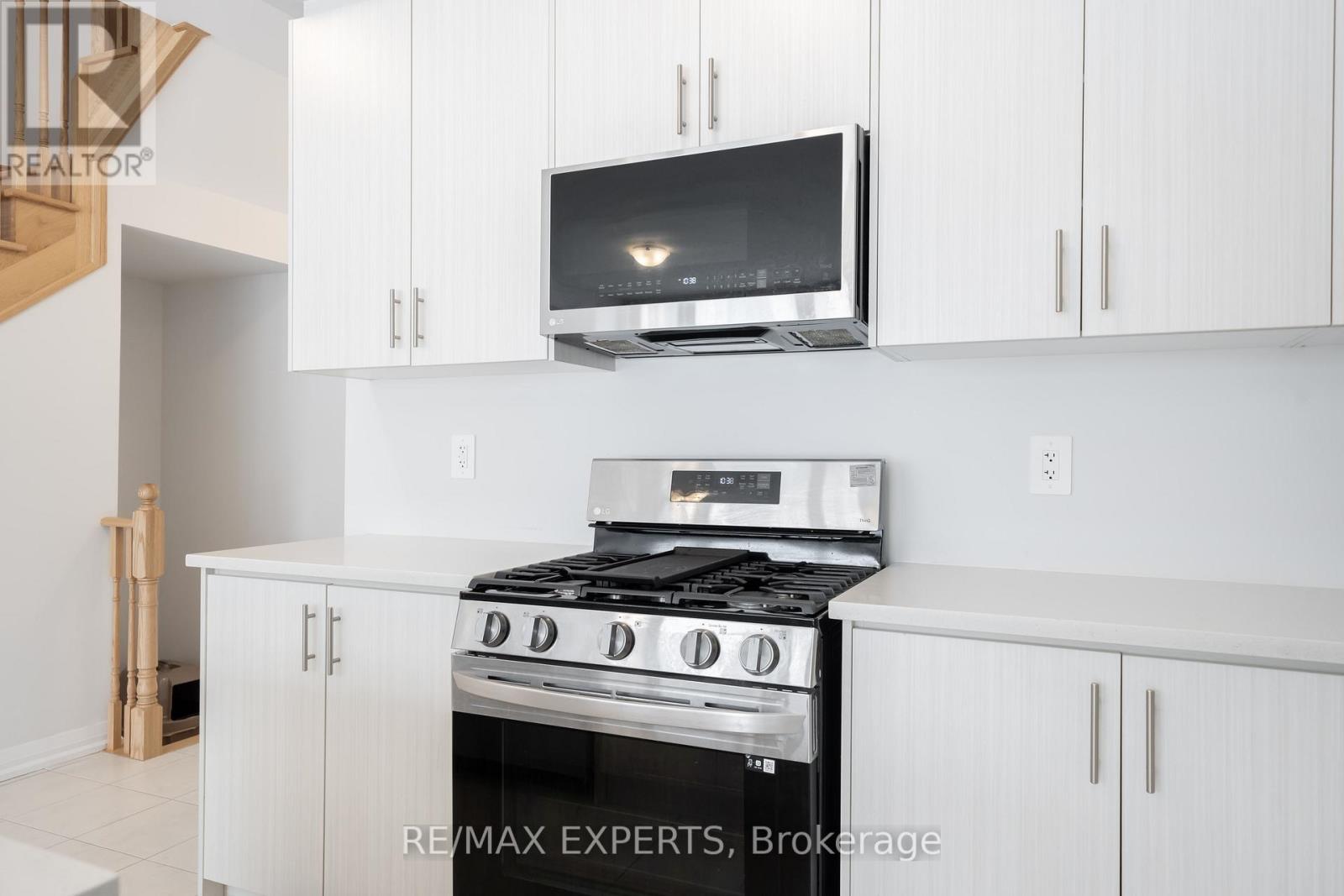 124 Corley Street, Kawartha Lakes (Lindsay), Ontario  K9V 0R4 - Photo 16 - X12591322