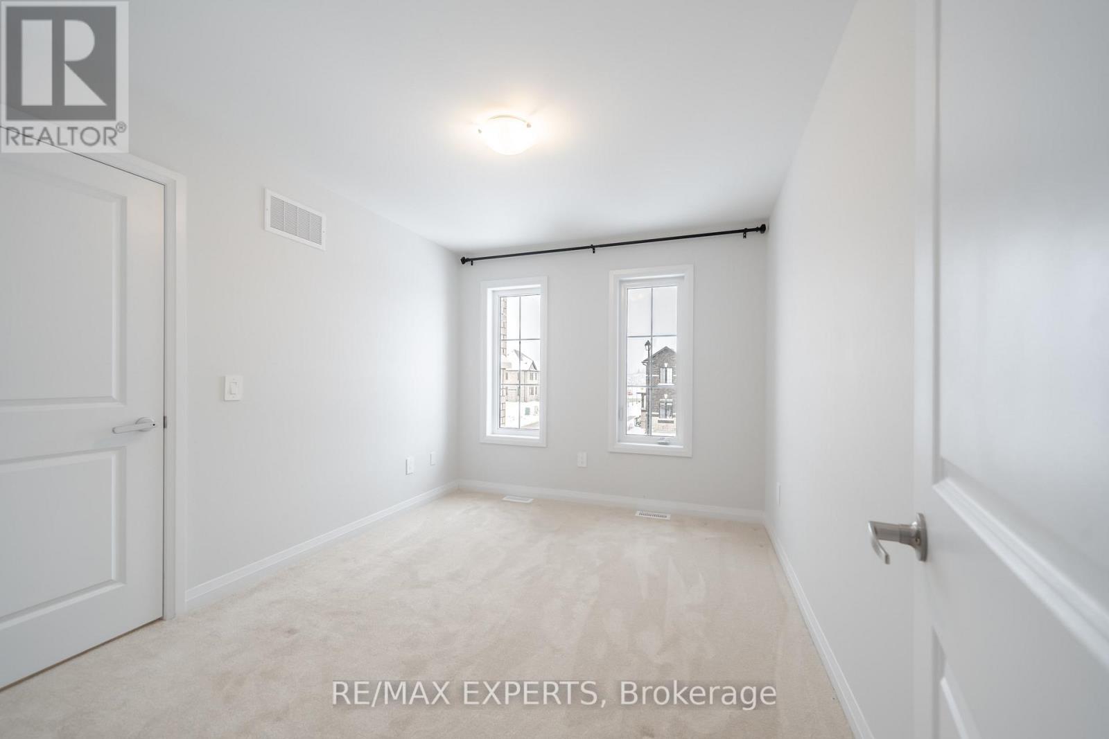 124 Corley Street, Kawartha Lakes (Lindsay), Ontario  K9V 0R4 - Photo 20 - X12591322