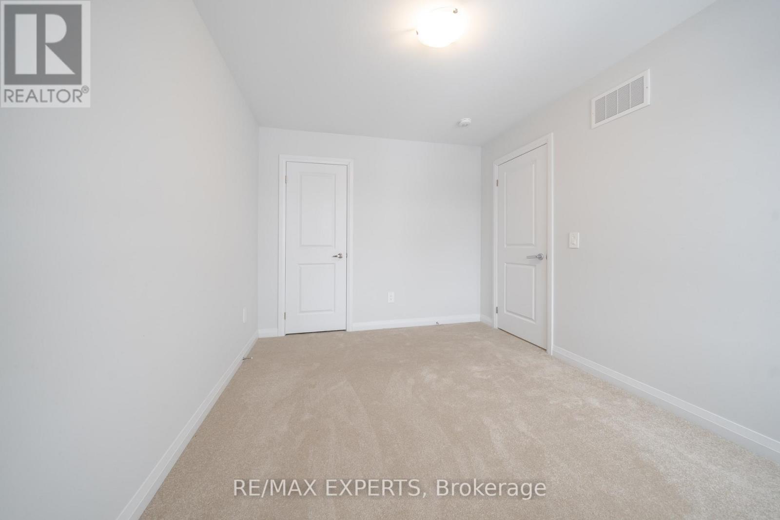 124 Corley Street, Kawartha Lakes (Lindsay), Ontario  K9V 0R4 - Photo 22 - X12591322