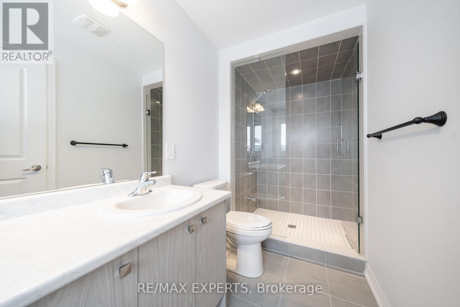 124 Corley Street, Kawartha Lakes (Lindsay), Ontario  K9V 0R4 - Photo 35 - X12591322