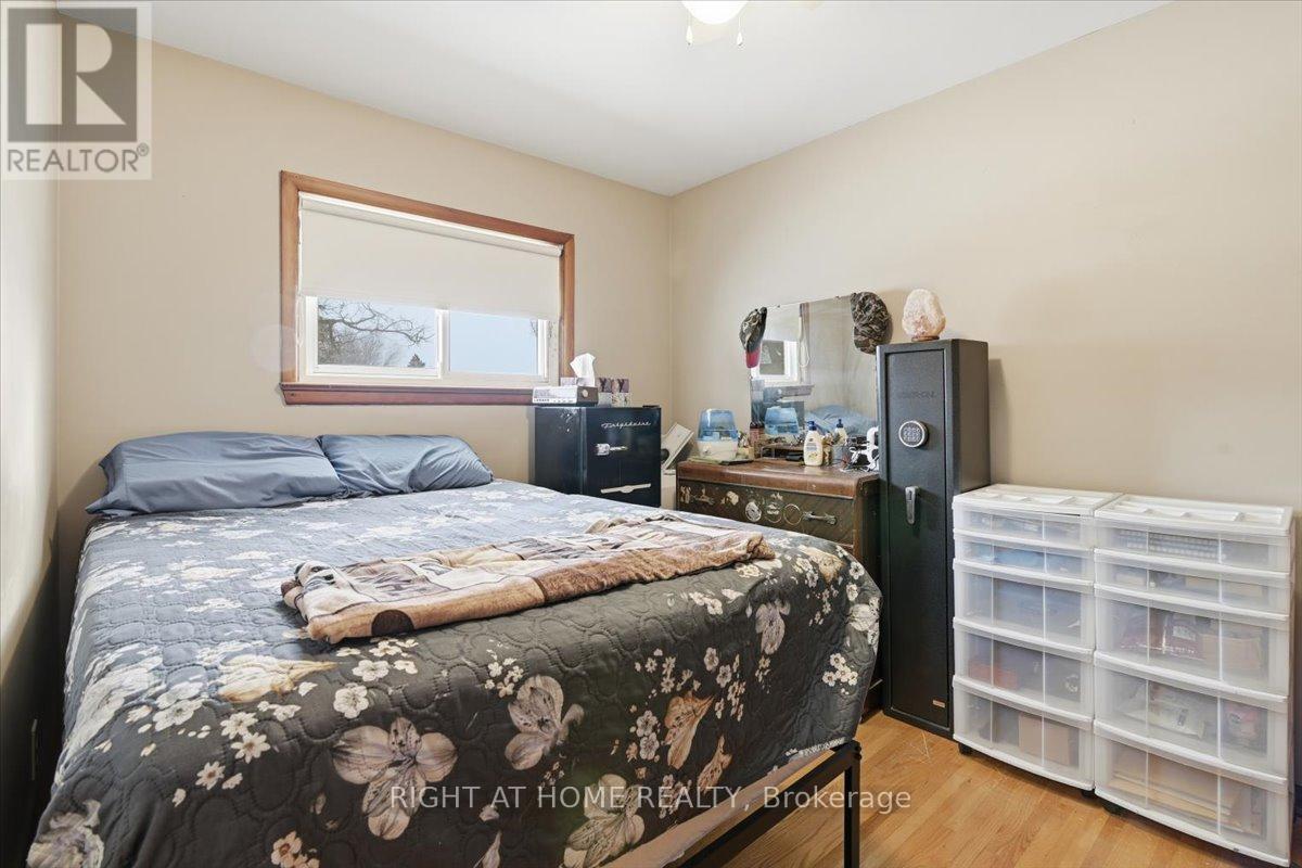 12 Maryknoll Avenue, Kawartha Lakes (Lindsay), Ontario  K9V 1A8 - Photo 12 - X12592922