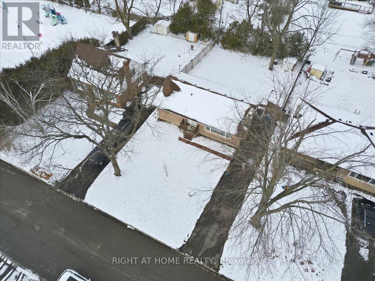 12 Maryknoll Avenue, Kawartha Lakes (Lindsay), Ontario  K9V 1A8 - Photo 29 - X12592922