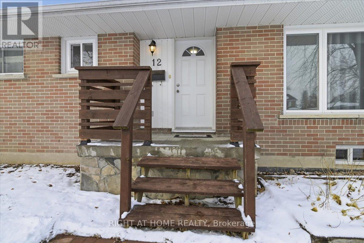 12 Maryknoll Avenue, Kawartha Lakes (Lindsay), Ontario  K9V 1A8 - Photo 3 - X12592922