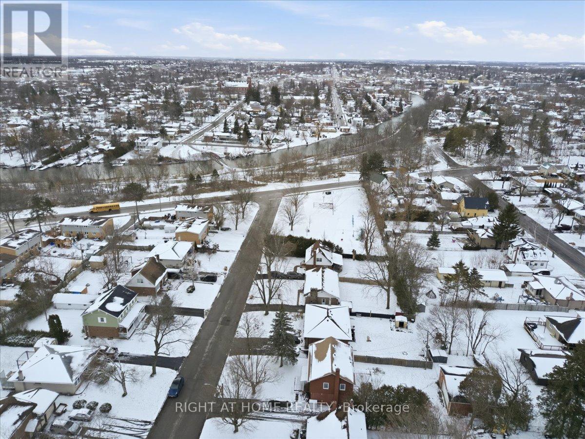 12 Maryknoll Avenue, Kawartha Lakes (Lindsay), Ontario  K9V 1A8 - Photo 34 - X12592922