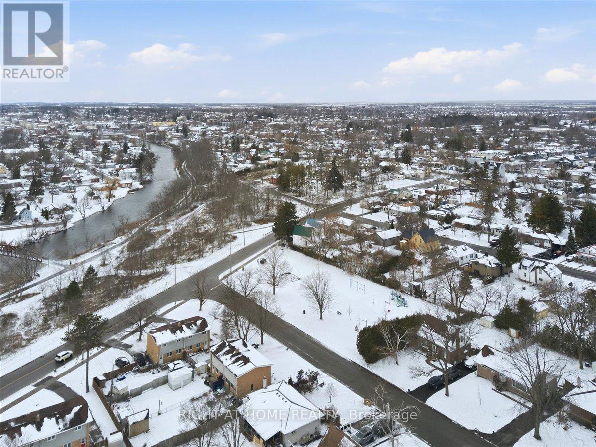 12 Maryknoll Avenue, Kawartha Lakes (Lindsay), Ontario  K9V 1A8 - Photo 35 - X12592922